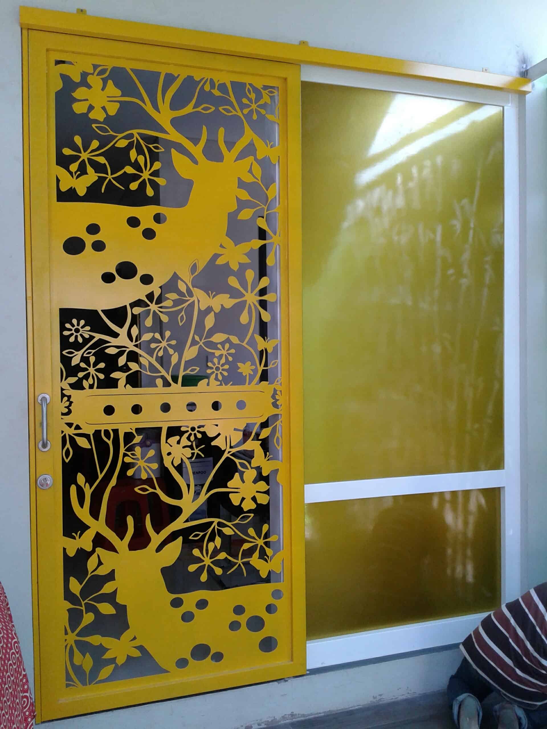 Pintu Metal